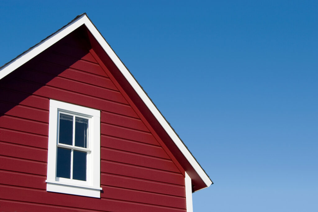 maroon vinyl siding
