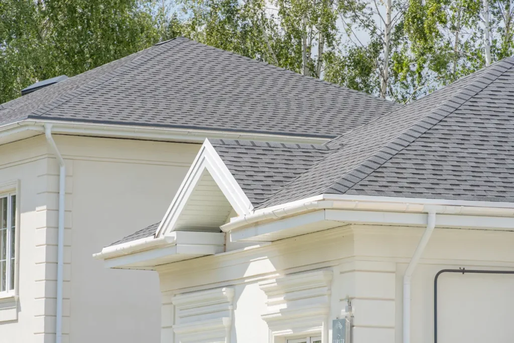 asphalt shingle roof